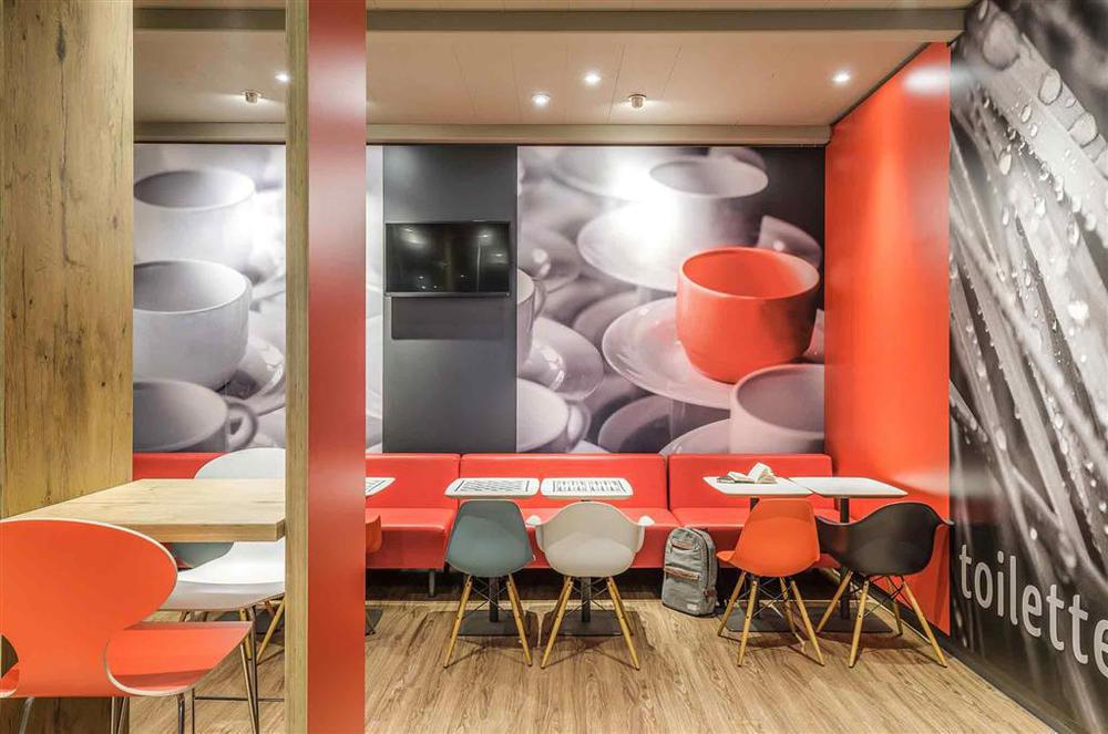 Hotel Ibis 2*